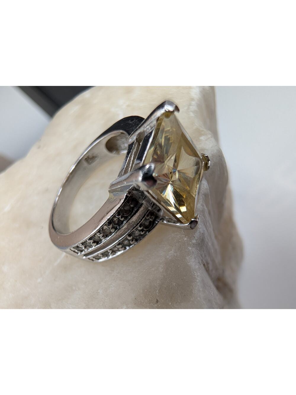 Stunning Yellow Cushion Cut Main Stone Ring Silver Tone & CZ Size 7